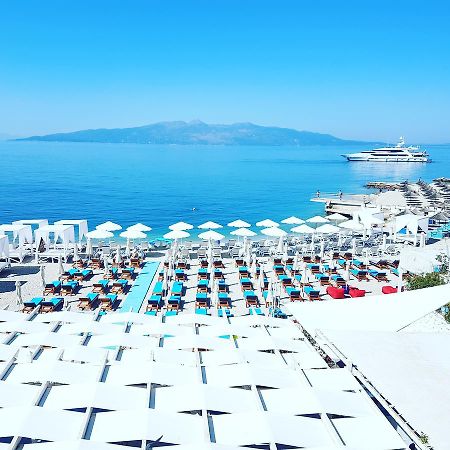 Cocktail & Dreams - Beach Hotel Саранда Екстер'єр фото