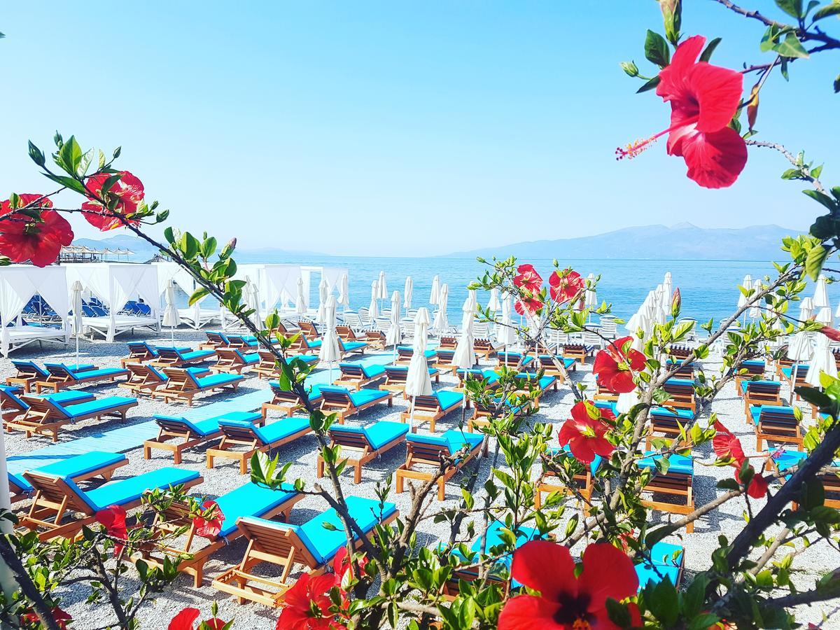 Cocktail & Dreams - Beach Hotel Саранда Екстер'єр фото