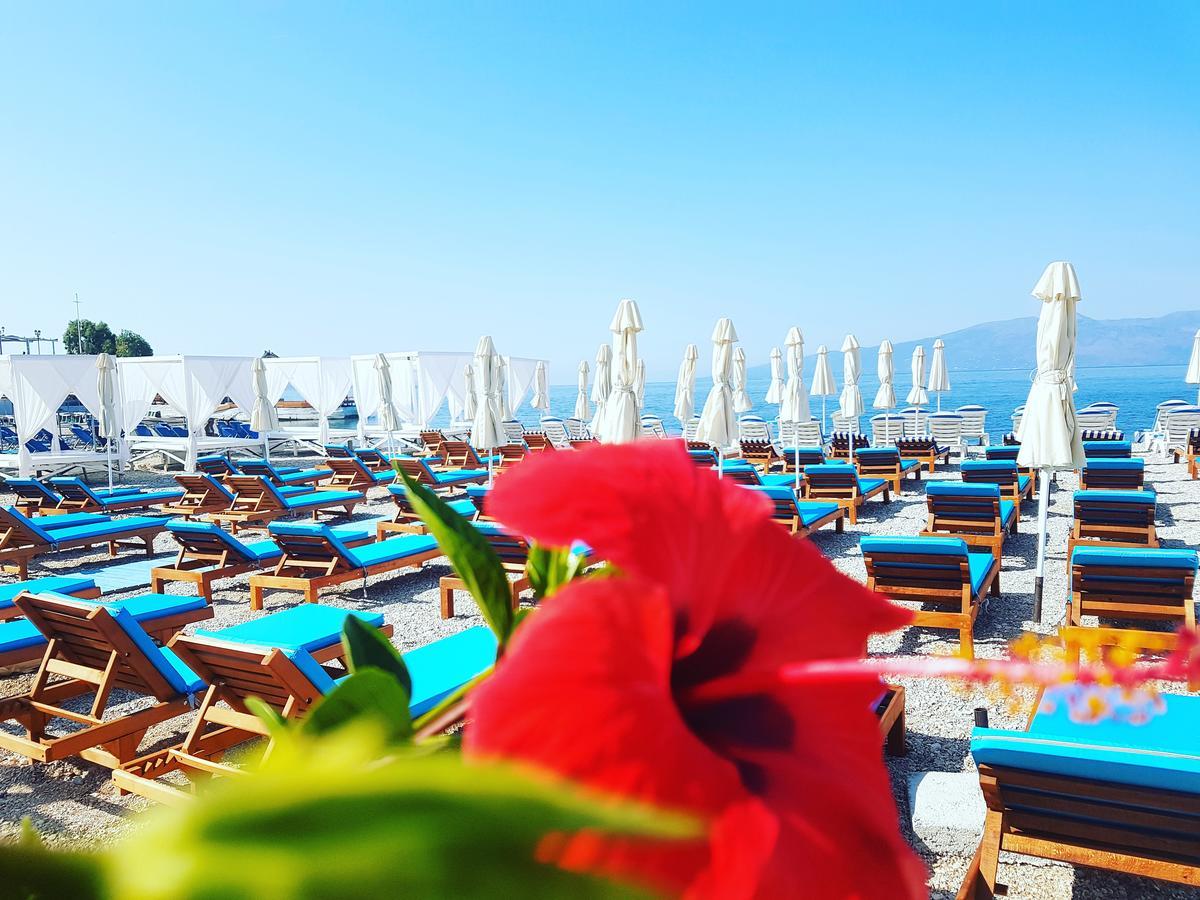 Cocktail & Dreams - Beach Hotel Саранда Екстер'єр фото